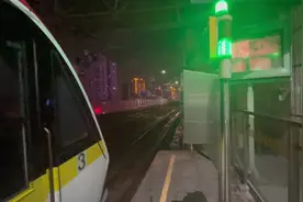 ［上海地铁］三号线虹口足球场站出站（列车 黄鱼）视频封面