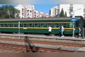 [铁路]普速列车为什么要刷绿？