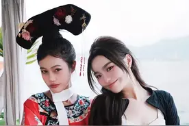 今天挑战自己动手 给泰国小姐姐中国式“爆改”！！！这个妆造你们打几分？