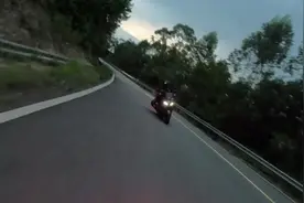 升仕350M压弯。#升仕350m #gopro拍摄 #第一视角驾驶摩托车视频封面