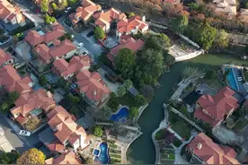 海宁是浙江嘉兴的一个县市。无论是经济，还是环境一直在嘉兴名列前茅。#城市记忆。#城市建设 #城市规划视频封面