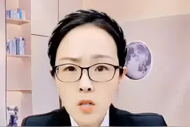 一楼业主不同意装电梯，四五六楼业主把一楼给告了，法院会怎么判呢？#法律科普 #旧楼加装电梯 #小区改造装电梯视频封面