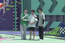 每天中午11点45分，安徽卫视播出节目安徽下大雨了视频封面