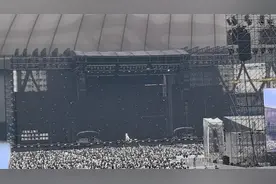 #邓紫棋成都演唱会 250区20排位置也是绝绝子