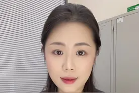 如何查询名下有多少张银行卡，都是哪个银行的，余额有多少？一个视频说清楚#银行 #银行卡 #老百姓关心的话题 #存款 #银行小姐姐视频封面