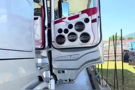 公路之王斯堪尼亚770S#抖音卡车#北欧卡车 #卡车第一视角 #斯堪尼亚 #内饰视频封面