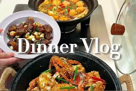 二人晚餐｜复刻了餐厅很火的芥末黄油螃蟹🦀️ 今日菜单📝 1⃣️蒜子牛肉粒 2⃣️芥末黄油蟹🦀️美味绝了！ 3⃣️虾滑粉丝煲 好喜欢这个#王源吉双耳煎盘  没有涂层的一点也不粘，期待解锁更多美食！#今天吃什么 #美食教程 #我的厨房日记 #晚餐分享🥣视频封面