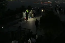 主打听劝，紫金山最快爬山路线，虽然累但是快啊#紫金山 #南京 #夜爬 #爬山