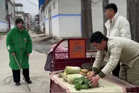 害人害己啊##幽默段子 #看一遍笑一遍 #万万没想到 #每日一笑 #逗你一笑😅😅😅烦恼忘掉视频封面