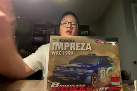 高中生的第一台rc遥控车，carisma恺斯玛1/24斯巴鲁开箱#汽车模型视频封面