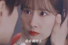 两人互相有好感，感觉慢慢回温上升中……#欢迎来到王之国韩剧视频封面