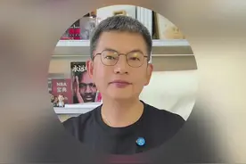 湖人是不是离艾顿越来越近 雄鹿裁了利拉德，签下特纳，不会对雄鹿下赛季的前景起决定性的影响。雄鹿最终的成绩还是取决于他们内外线结合的整体攻击力。特纳挺好，但不是能够改变局面的中锋。但利拉德伤好以后，虽然年龄大，却是很多球队可以底薪求助的对象。