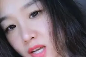 黄衣小姐姐现在也是一个平凡的人，过着平凡的生活很幸福！#黄衣小姐姐 #李佳蔚 #三月你好视频封面