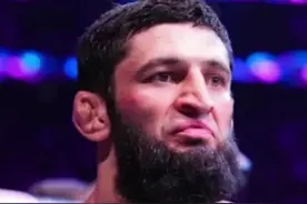 奇马耶夫的全胜战绩会被他终结？#博拉略 #奇马耶夫 #UFC#mma#奇马耶夫vs伯恩斯 #综合格斗 @格斗迷 摩托党涛哥