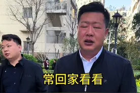 小时候，他们是无所不能的依靠，为我们遮风挡雨。如今，岁月染白了他们的头发。常回家看看吧，听他们唠唠家常，那看似琐碎的话语，藏着的都是深沉的爱，每一句都是温暖的宝藏 。#张宏伟醉云尘张大炮#醉云尘白酒#醉云尘啤酒#醉云尘精酿#醉云尘视频封面