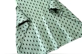 #上热门 小白都会做的连衣裙，成人 儿童都可以穿#一学就会 #古法裁剪 #缝纫日常 #娃衣 @抖音短视频视频封面