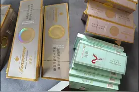 今日专场芙蓉王 220一条，物品保真#秋天的第一条烟