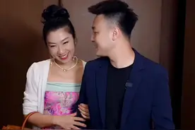 陪伴是最长情的告白#情感段子 #剧情 #爱情 #情感 #家庭视频封面