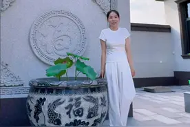 古人视水为财，门前放大海，那么财源就滚滚来，大家跟着我的镜头过来吧#农村自建房 #庭院摆件 #庭院生活 #门前放水缸