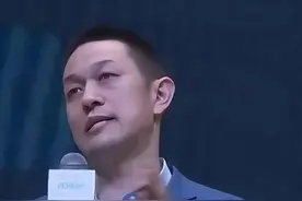 特斯拉比不上蔚来汽车，有一点太落后了#蔚来 #李斌 #蔚来ES8视频封面