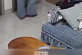 打开老公睡觉的房间，一股味道直冲老婆天灵盖…#夫妻生活日常记录视频封面