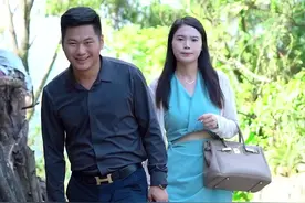 第一次带城市女朋友回家见姐姐，没想到她这样对我姐 #剧情 #情感视频封面