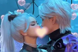 #戚薇李承铉cos花木兰兰陵王 吻住，我们能赢！#戚李香 这波，麻了麻了