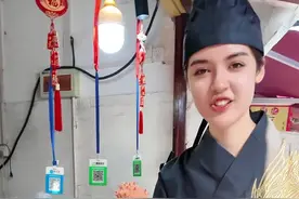 海参果，有谁吃过？和百香果有什么区别呢？#新场古镇 #外国人在中国 #美食推荐 #chinatravel #海参果