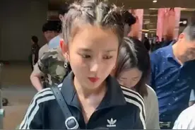 #路人视角 #穿搭 #街拍 #宋祖儿 #这也太好看了视频封面