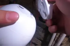 在井底装上摄像头，再也不怕设备损坏不能及时发现了！ 在井底装上摄像头，再也不怕设备损坏不能及时发现了！#井底养鱼 #养鱼日记 #农村生活 #祝大家年年有鱼视频封面