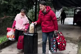 成意回江西了，家里没啥好送的，只好送一点土货给他带回家，书上说天下没有不散的宴席，但书上还说人生何处不相逢，你回家啦，要照顾好自己，多陪陪家人，和叔叔阿姨一起过个团圆年…视频封面