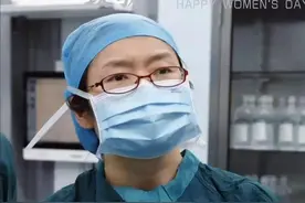 流清水鼻涕是不是过敏性鼻炎 #清水鼻涕 #脑脊液鼻漏#肥胖视频封面