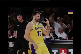 湖人击败森林狼！扳平总比分！ 东契奇无愧擒狼高手！#詹姆斯 #东契奇 #里夫斯 #湖人视频封面