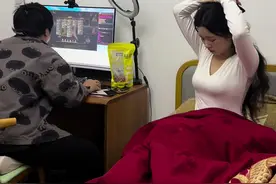 男人简单的快乐～#旭旭宝宝 #dnf搬砖 #夫妻日常生活记录vlog #地下城与勇士 #记录真实生活视频封面