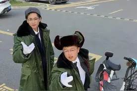 感觉哪里有问题#意想不到的结局 #幽默段子 #房地产销售日常 #搞笑视频 #段子视频封面