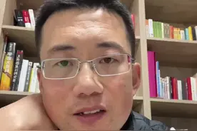 看懂世界的小故事。 平度人记得转发，致敬我们的家长。#独立思考 #经济 #平度视频封面