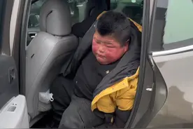 带亚豪体检一下，顺便看看尿床的问题……视频封面