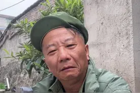 请不要找理由说戒烟很难。快来看看我是怎么成功借烟的！祝您早日戒烟身体健康#百变生哥 #开玩笑