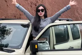 女孩子开坦克超帅的好#25款坦克300来了 #坦克300百城万里探秘之旅 #25款坦克300怎么样#宠粉