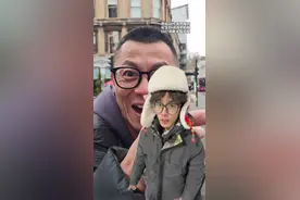 虬龙轻蜂速度快，给个A8也不爱 #陈震 #陈震沉浸式出差 #轻蜂 #轻蜂x #79bike  @陈震同学 @陈震同学的日常 @Surron虬龙科技