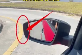 科目二曲线行驶只要看一个点位。#驾考一把过 #逢考必过 #科二找点位技巧 #科二走s弯技巧 #曲线行驶永不压线绝招