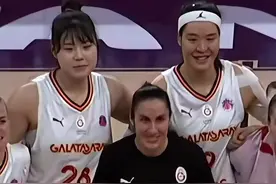 小宝19分9板完美表现，继续加油！ #dou来为中国篮球加油 #抖音篮球季 #中国女篮视频封面