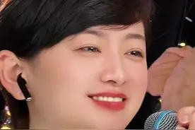 开心版《么么哒》 你们到底喜欢哪个版，真是搞不懂了#大潞版 #么么哒 #热们音乐 @大潞