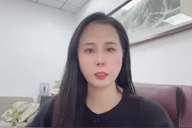 限高人员可以坐高铁吗？ 很多人认为短途的高铁其实票价很便宜，为啥也算高消费呢？我国的法律规定不是看票价高低而是看交通工具的性质#债务纠纷 #执行 #法律咨询视频封面