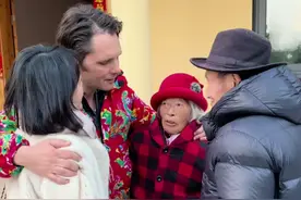 除夕虽说是家人团圆的日子，但是美国生病的爸爸也需要照顾，百善孝为先，今天马大哈也踏上了30个小时的回家路#外国女婿马大哈视频封面