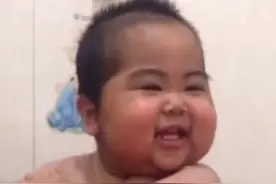 tatan幼儿时期合集，一次看个够😋#印尼小胖tatan #tatan表情包