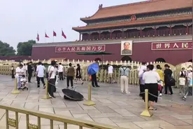 #城市记忆 沉浸式体验单车🚴‍♀️过天安门