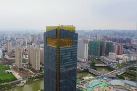 每一座超高层 #建筑都是一个立起来的 #城市盘一下 #盐城第一高楼视频封面