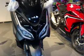 还是国产的香，本田国产佛沙350nss350,干碳热压罐成型工艺