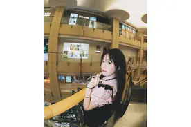 用广角闪光灯抓拍女明星的一天 镜头：铭匠11mm f2.8鱼眼镜头